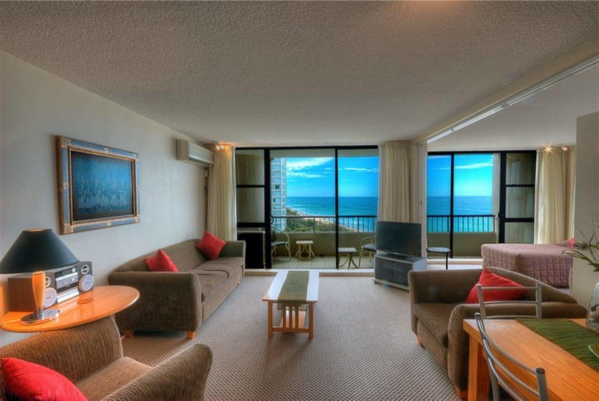 President Holiday Apartments - Absolute Beachfront Gold Coast Exterior photo